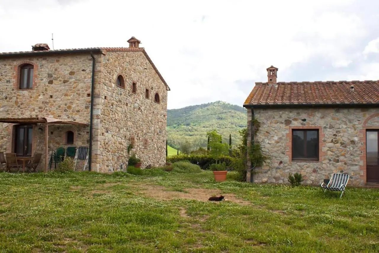 Agriturismo Fattoria Di Statiano بومارانسي مزرعة للإقامة